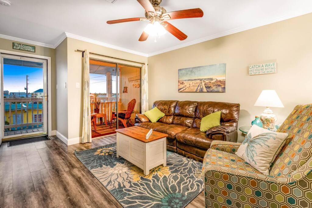 With Access 10 Min Walk To Hangout * Gulf Shores